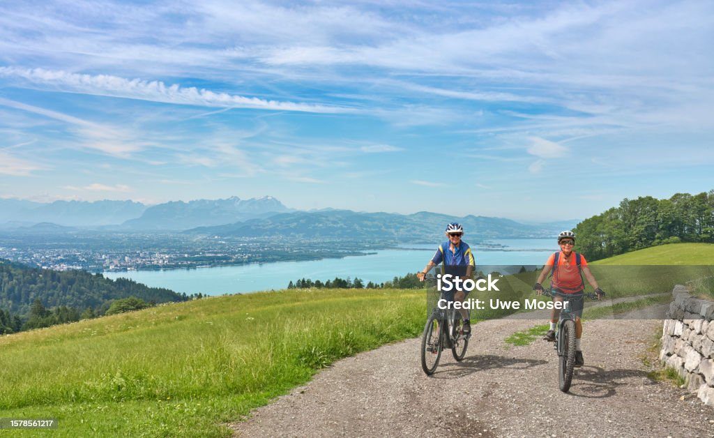 Radweg über dem Bodensee